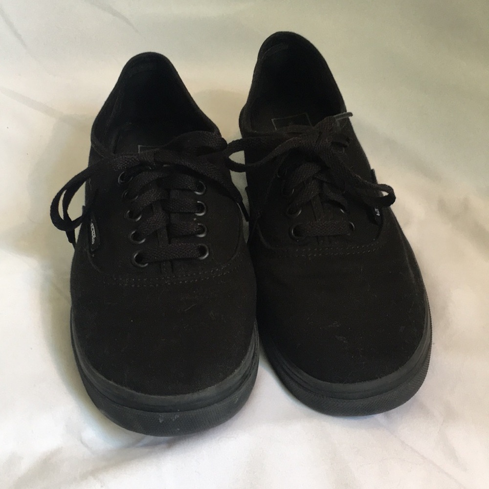 Black vans